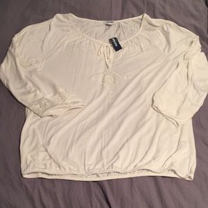 Old Navy White Top. Large.